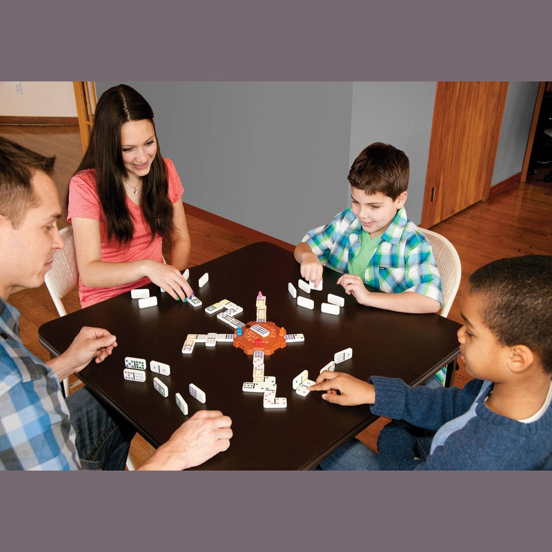 Mexican Train Dominoes, Board Game