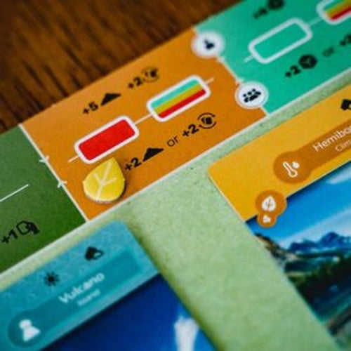 Earth Board Game - Inside Up Games