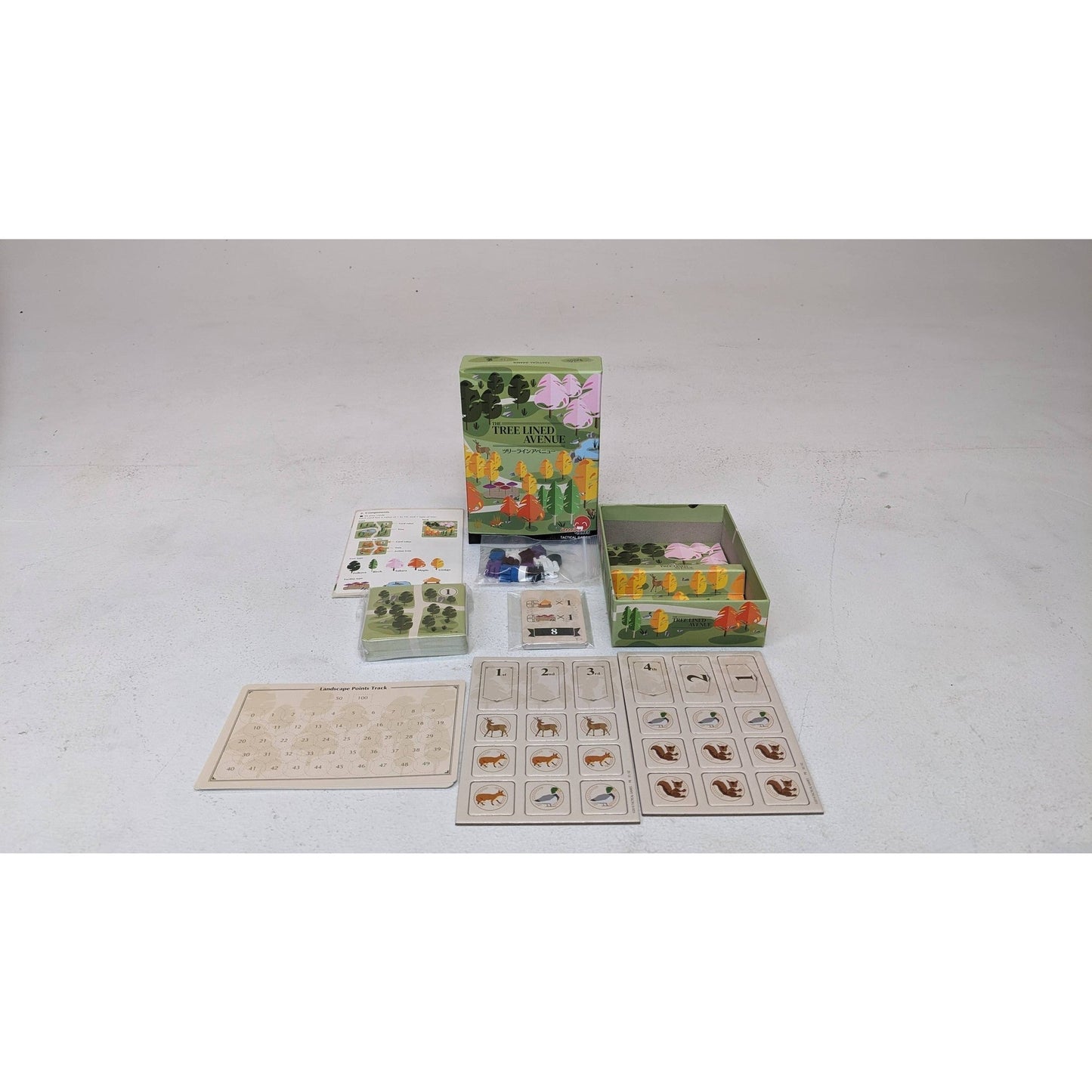 6-Pack Display Tree Lined Avenue - Boardgame