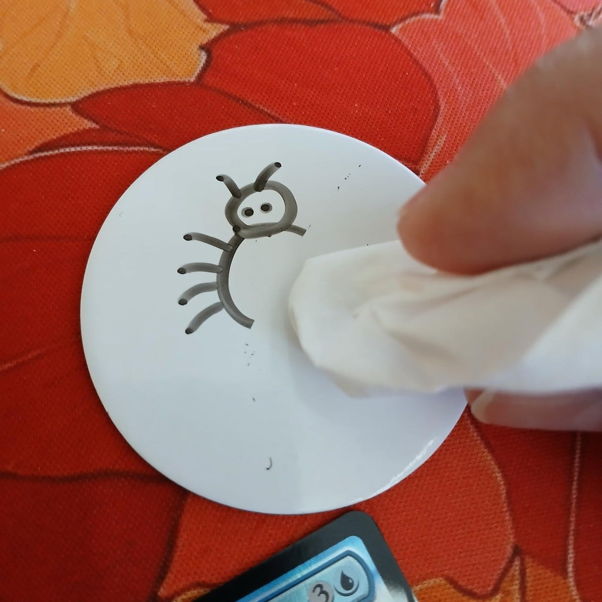 Futhark 100 Dry Erase Tokens for DND – Reusable RPG Tokens in 2 Sizes for Combat Tracking, Initiative, Conditions, and Effects – Reusable Circle Markers for Tabletop Board Games Accessories 100 PCS