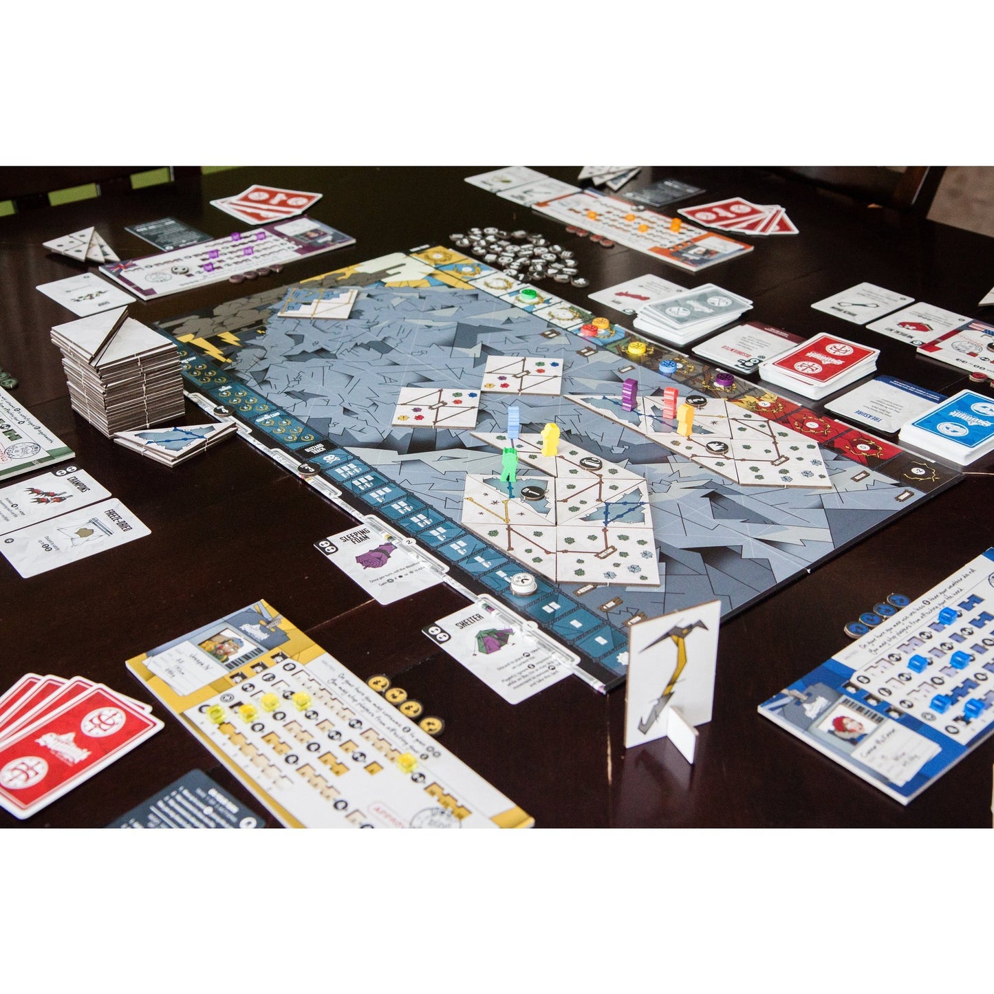 Summit: The Board Game English Version